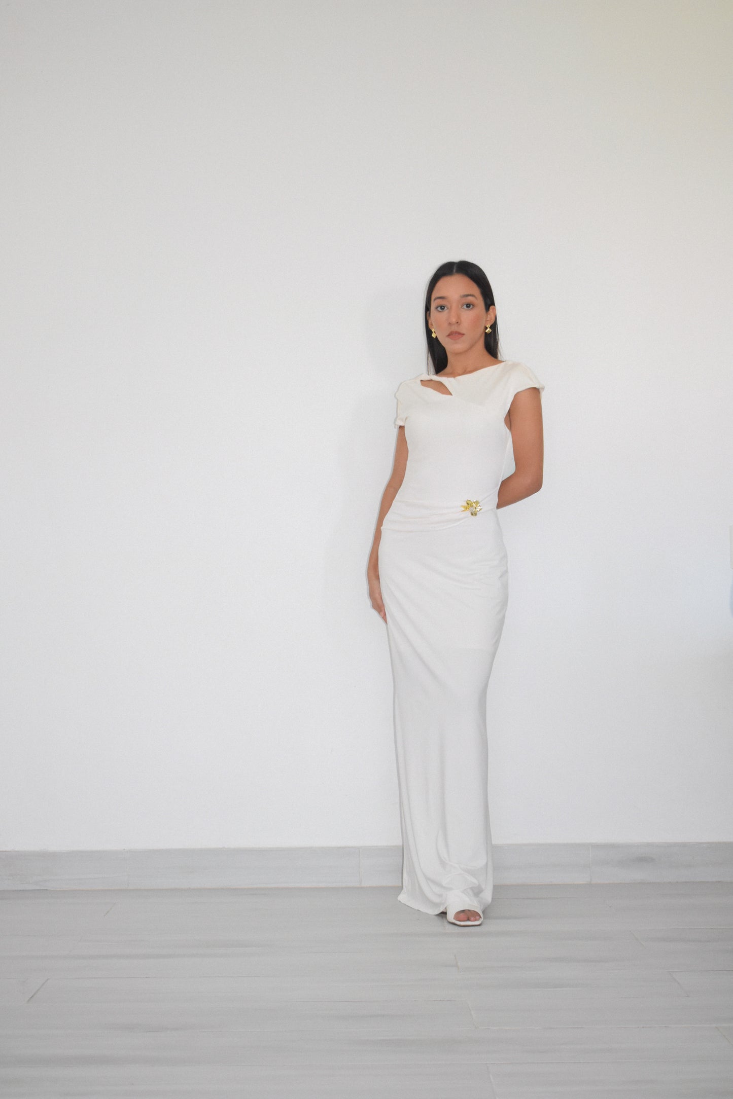 #03 Vestido Flor de Oro